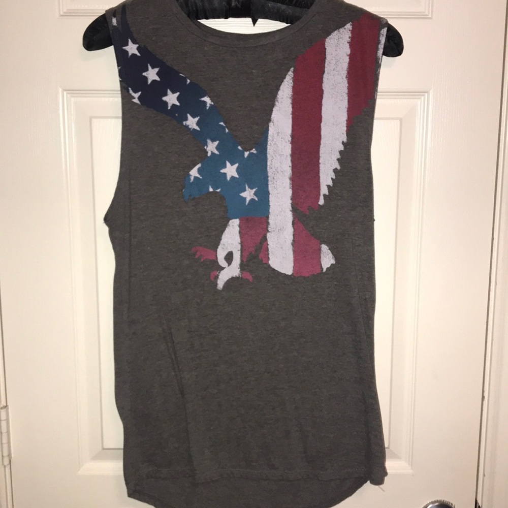 American Eagle patriotic eagle muscle tank 🦅🇺🇸
